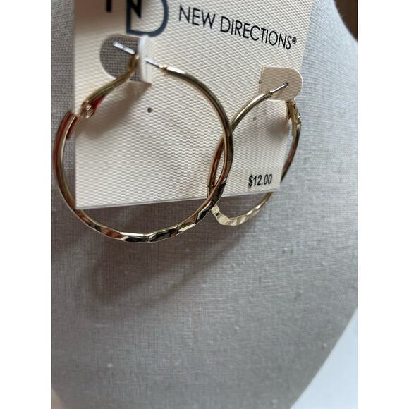 NWT New Direction Slightly Twisted / Hammered Gold‎ Casual Hoop Earrings - Picture 3 of 5